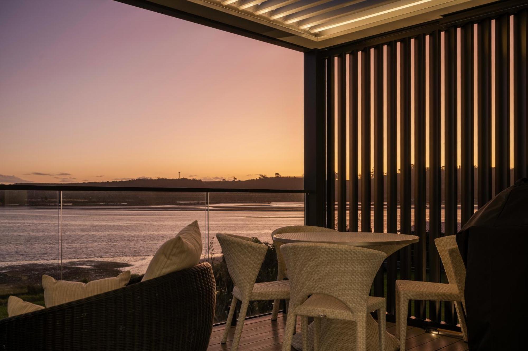 Pukehina Estuary Sunset Views Townhouse & Studio 외부 사진